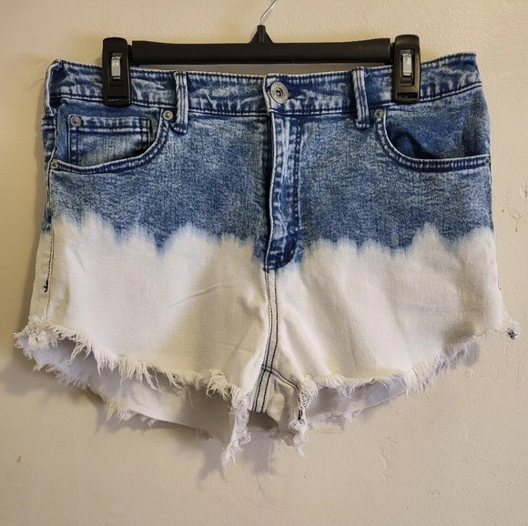 inc denim Pants - INC Denim Women's Ripped Jean Shorts (Size 12/31)
